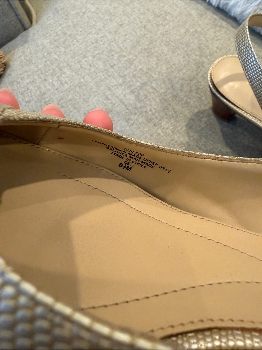 Easy Spirit Metallic Nude Slingback Mules - Picture 4 of 5